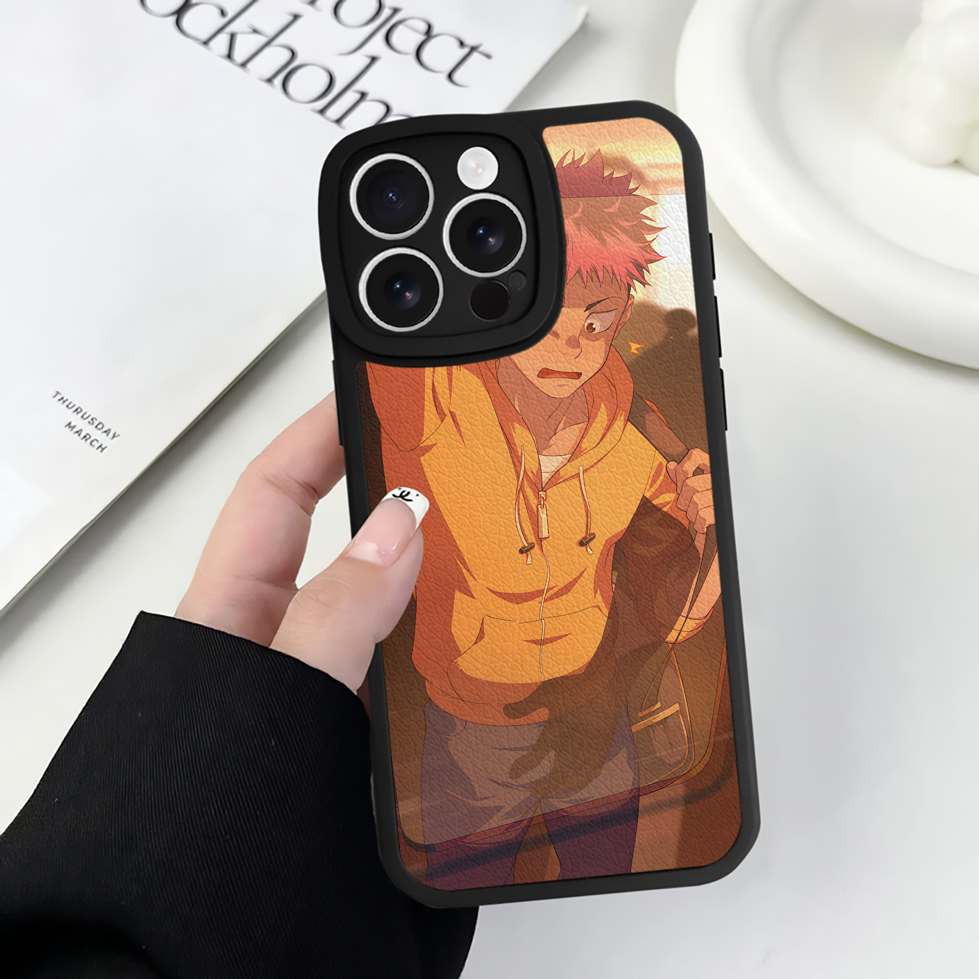 （画像用） 呪術廻戦 Jujutsu Kaisen 【iPhone 16シリーズ対応】シリコンスマホケース（レザー調） 材質：シリコン